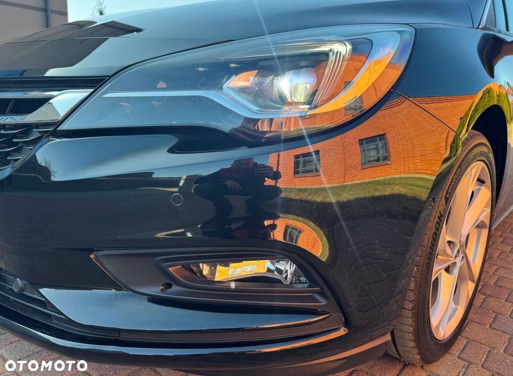 Opel Astra 1.6 CDTI Cosmo - 18