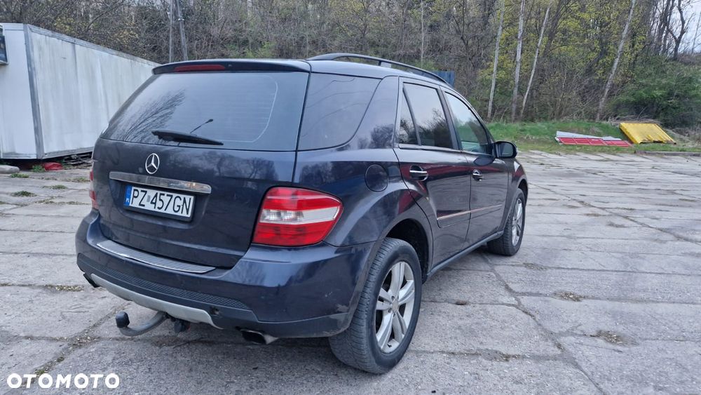 Mercedes-Benz ML - 9