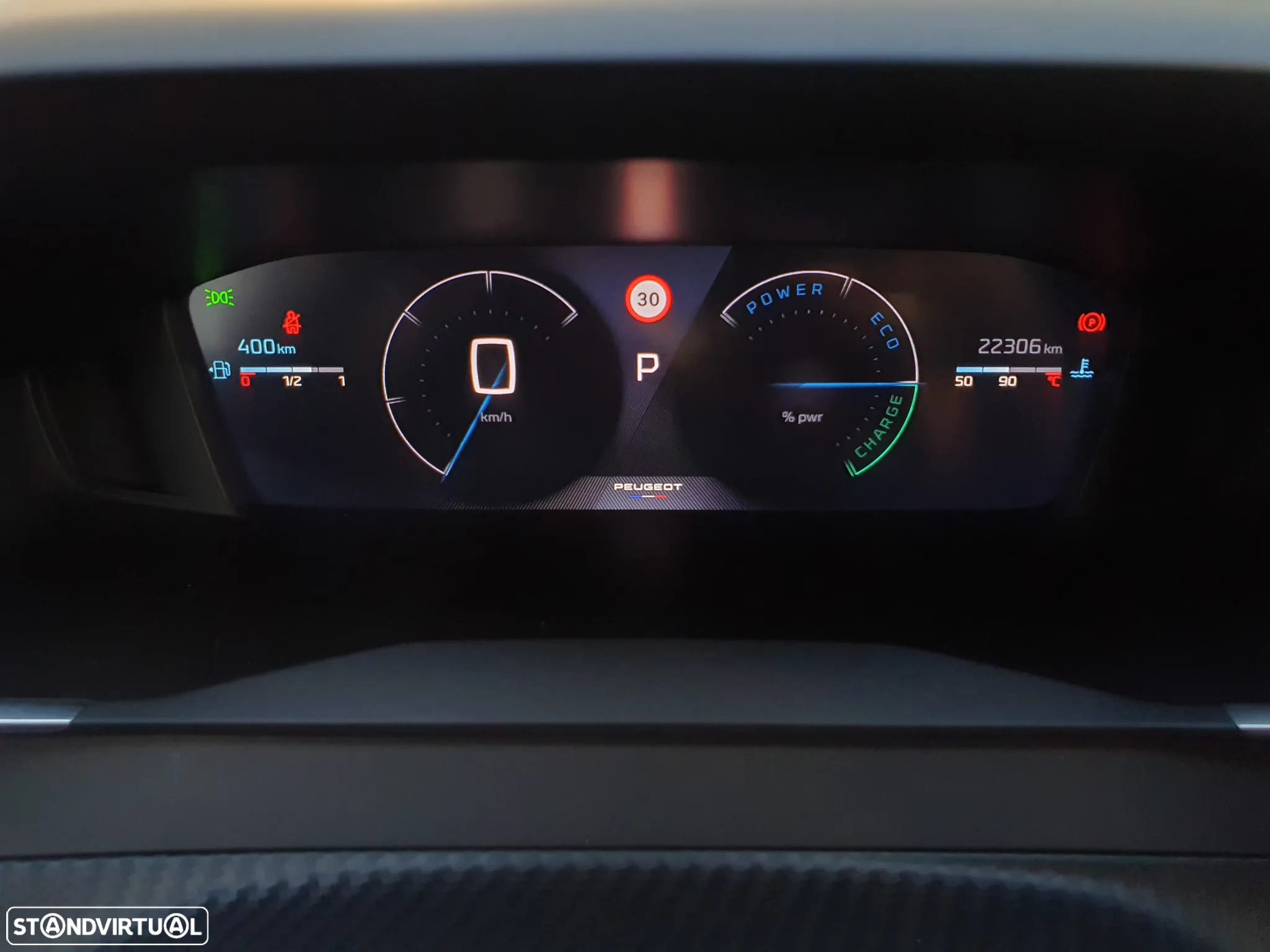 Peugeot 2008 1.2 Hybrid Allure e-DCS6 - 9