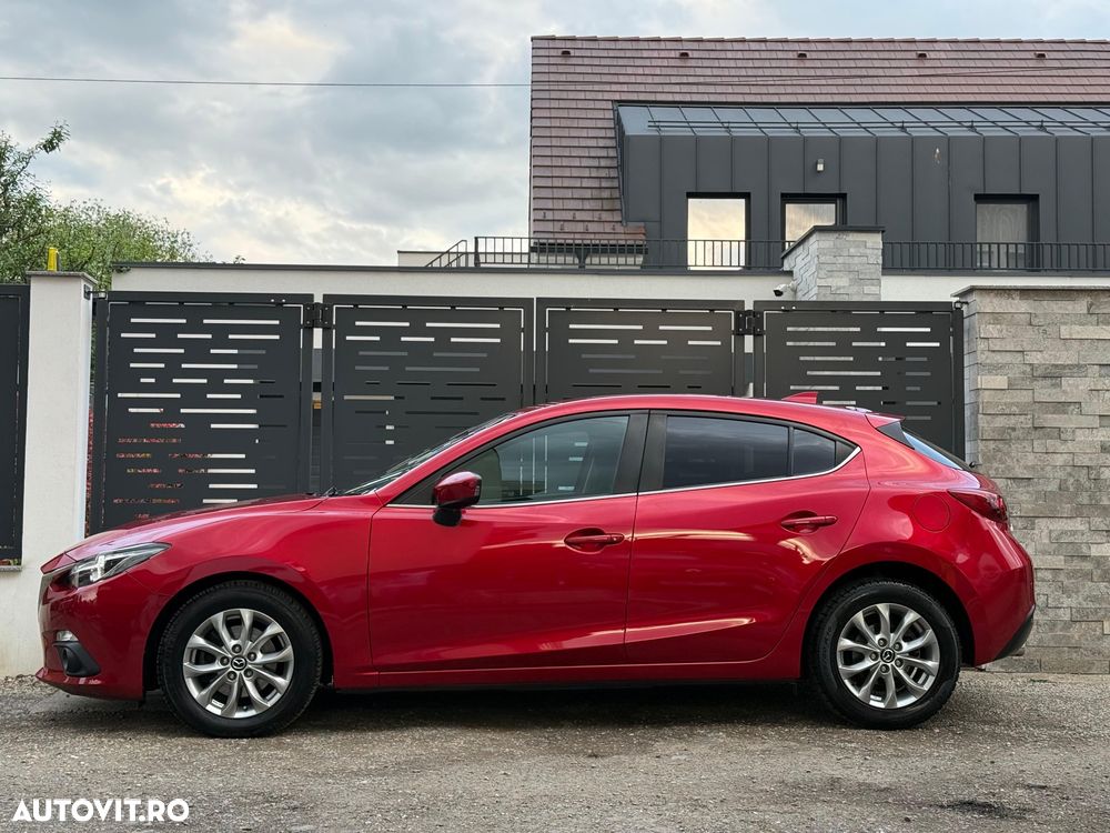 Mazda 3 SKYACTIV-G 120 NAKAMA - 16
