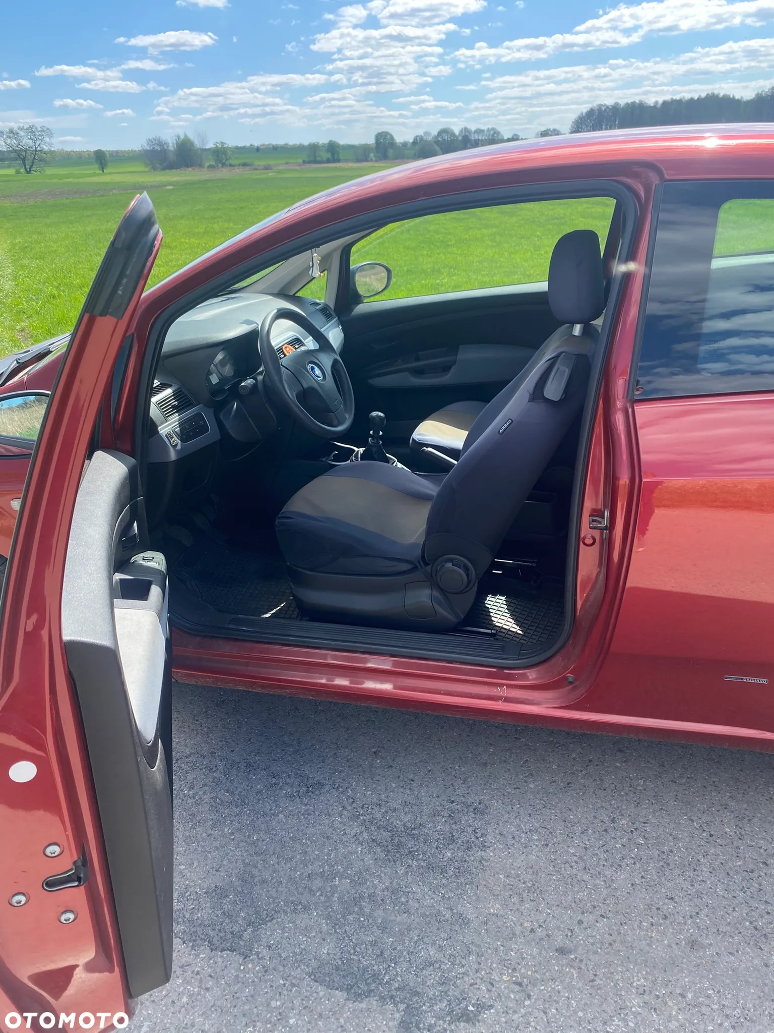 Fiat Grande Punto - 4