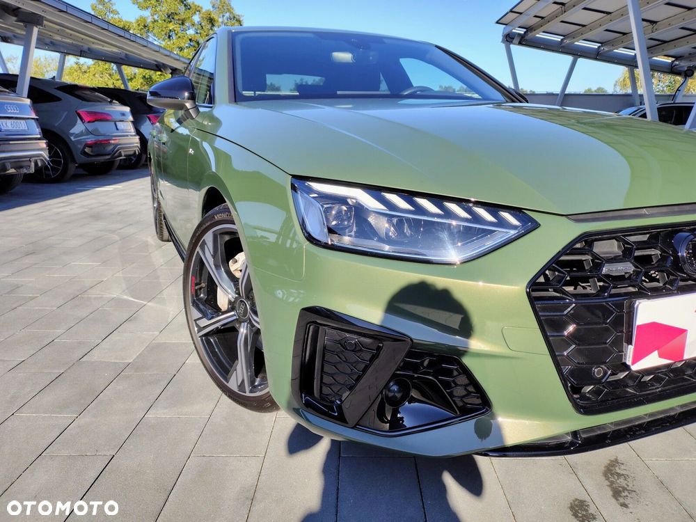 Audi A4 Limousine - 11