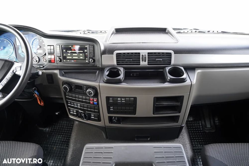 MAN TGS 35.500 / 8x4 / BASCULĂ SPATE MEILLER / IZOLATĂ / PENTRU ASFALT / HYDROCLASP / NAVI / 2021 - 33