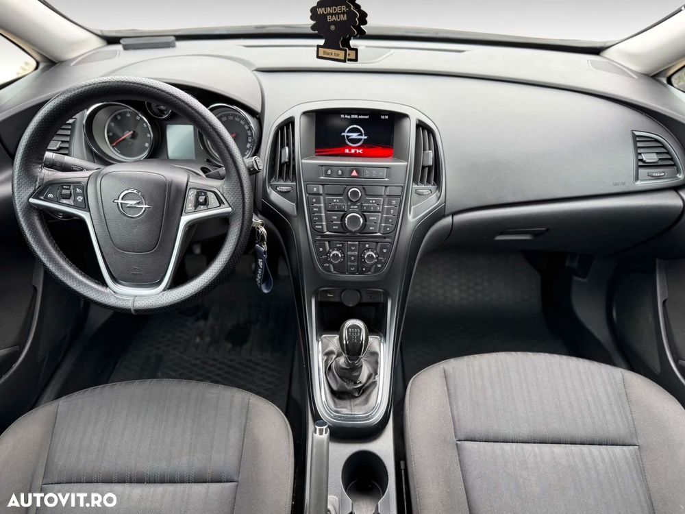 Opel Astra - 4