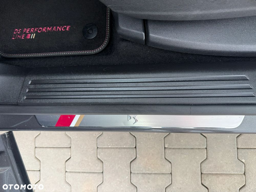 DS Automobiles DS 7 Crossback 1.6 PureTech Performance Line + - 8