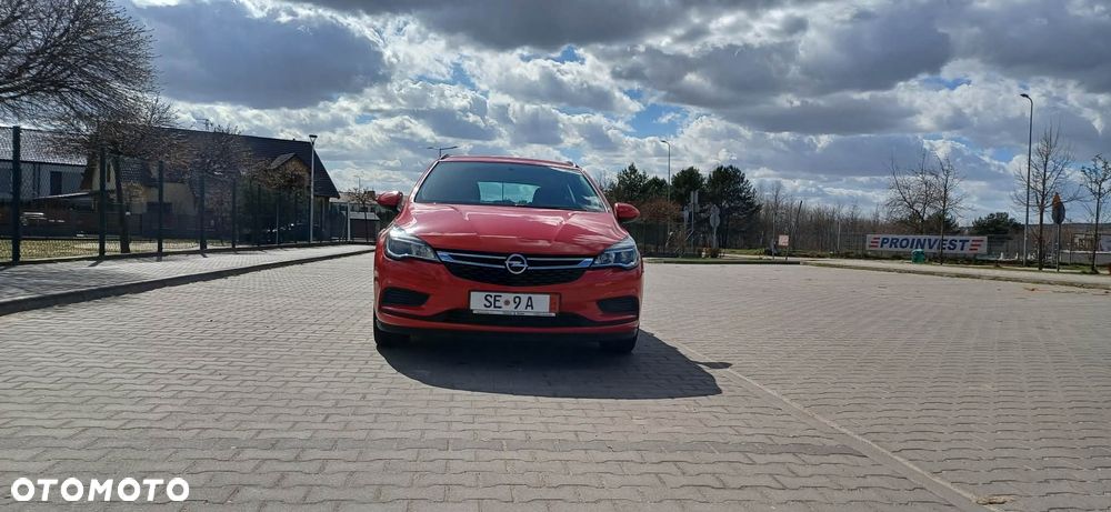 Opel Astra 1.6 D Start/Stop Dynamic - 2