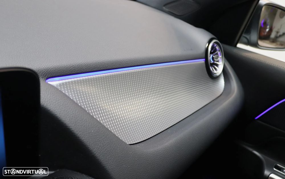 Mercedes-Benz EQA 250 Progressive - 38