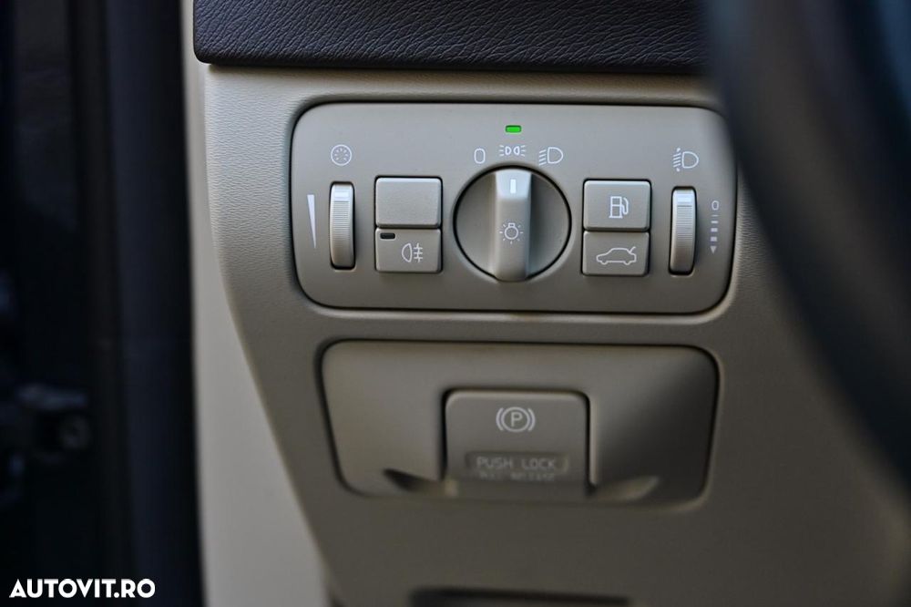 Volvo S60 D3 Geartronic - 22