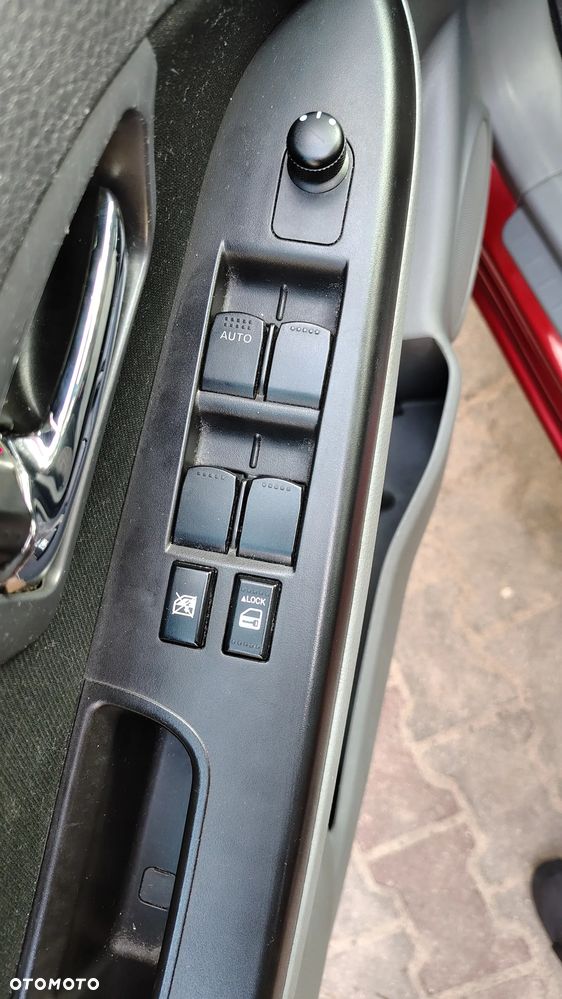 Suzuki SX4 1.6 Premium - 26