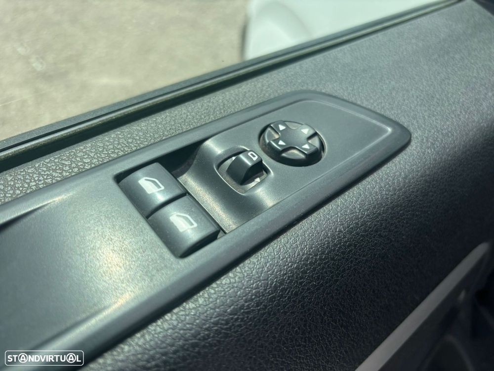 Peugeot Expert 2.0 BlueHDI 122cv - LONGA - 6 LUGARES + CX CARGA - 18