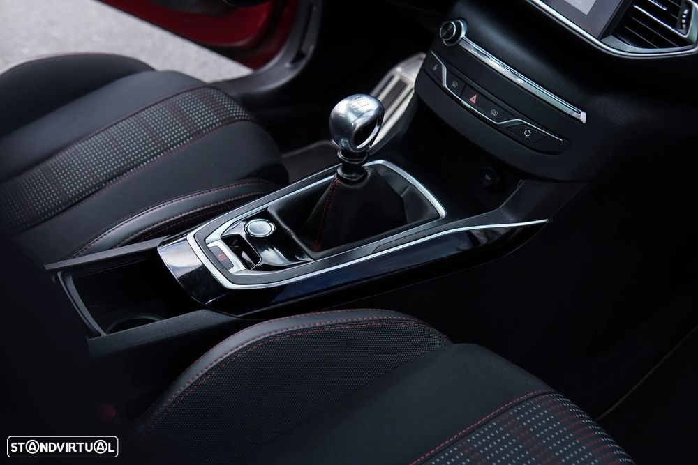 Peugeot 308 PureTech 130 GPF Stop & Start GT Pack - 27