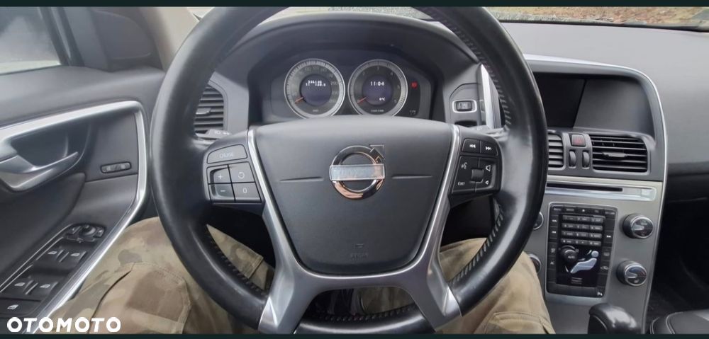 Volvo XC 60 - 4
