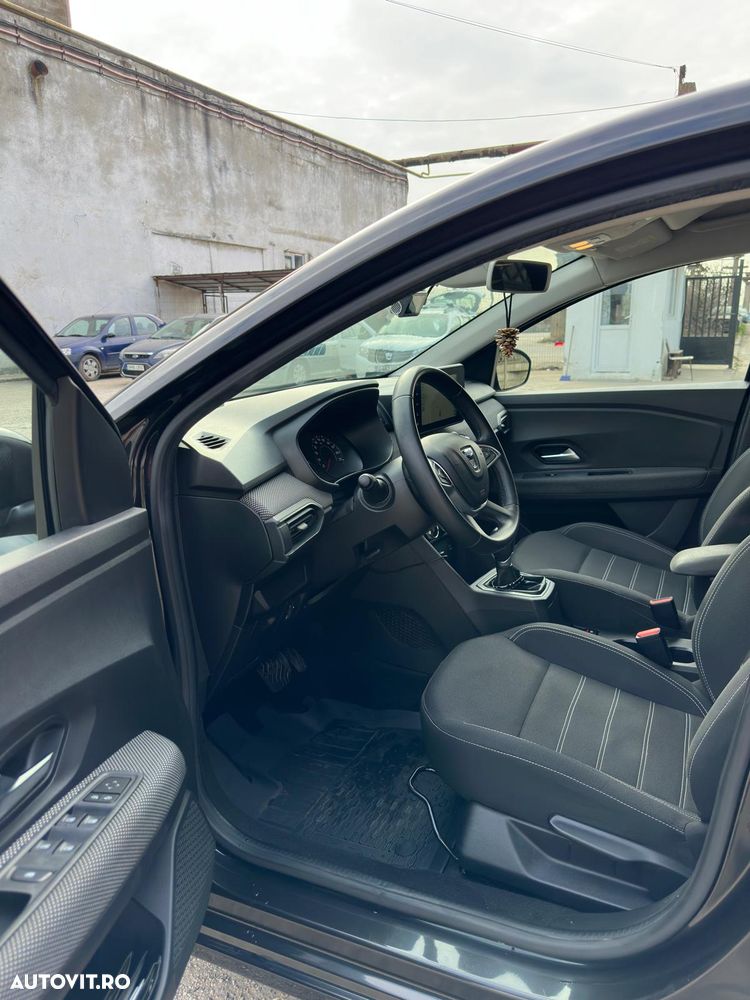 Dacia Logan TCe 90 CVT Comfort - 13