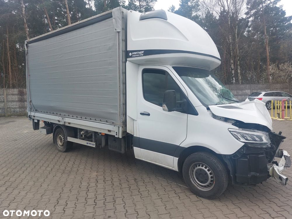 Mercedes-Benz Sprinter 317 - 20