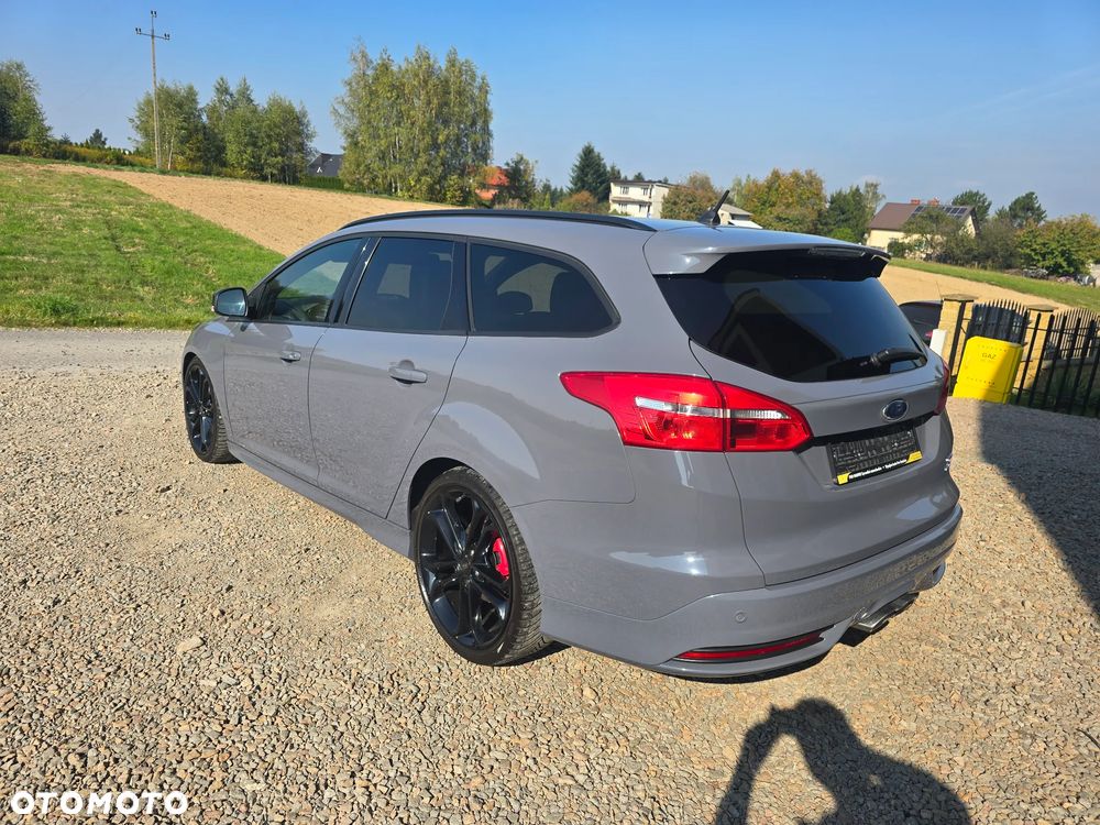 Ford Focus - 9