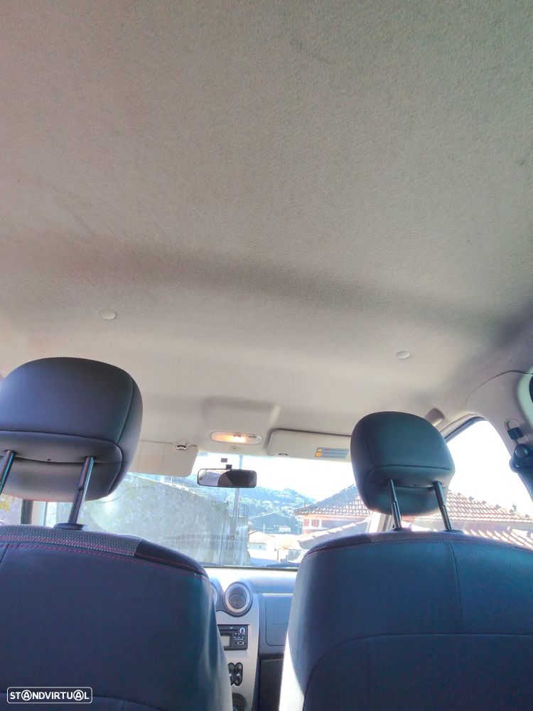 Dacia Duster 1.5 dCi Confort Cuir - 12