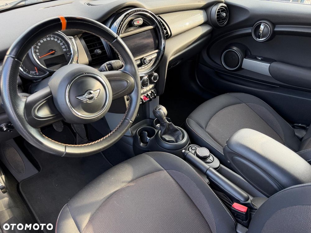MINI Cooper Standard - 20