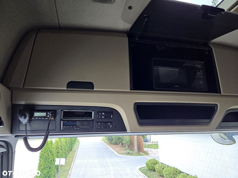Mercedes-Benz ACTROS 1848/GIGA SPACE/CAŁY NA PODUSZKACH/ACC/KLIMA POSTOJOWA/WAGA/FULL LED/NAVIGACJA/DWA ŁÓŻKA/ - 21