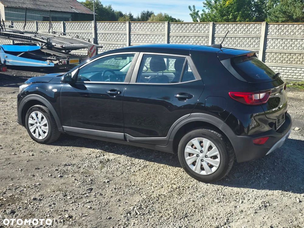 Kia Stonic - 12