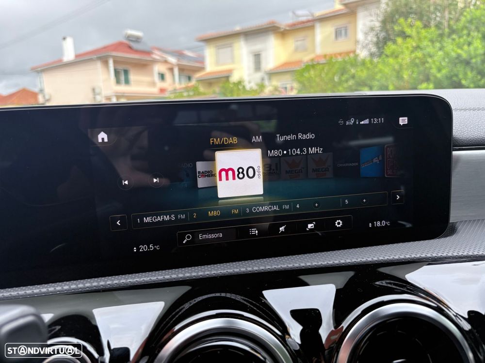 Mercedes-Benz A 250 Limousine e AMG Line - 41