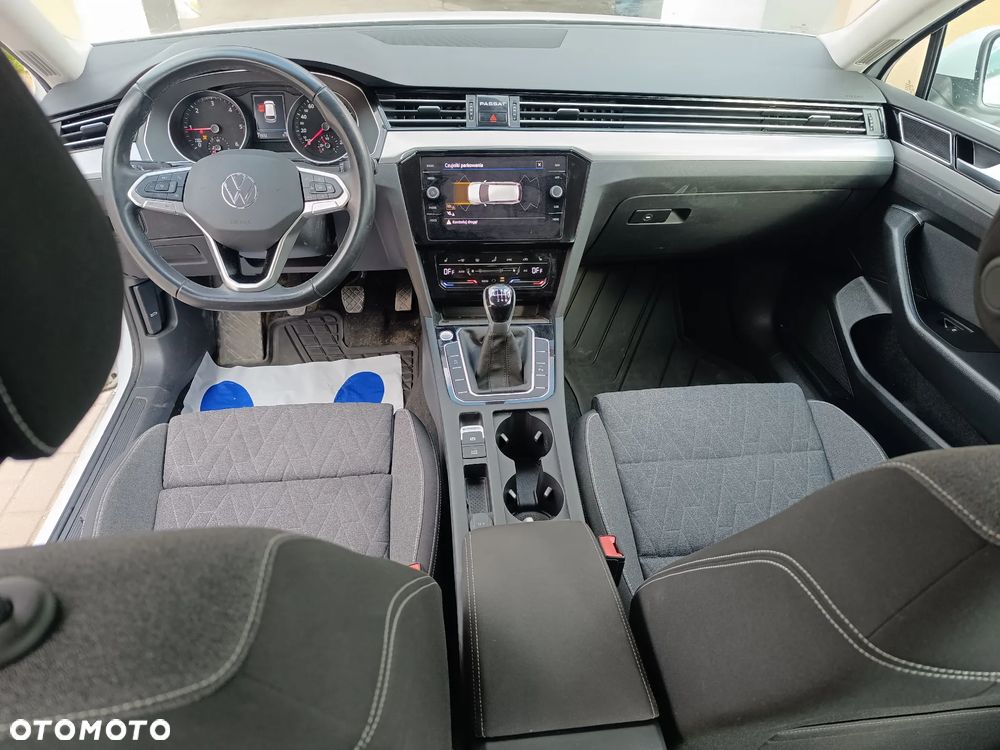 Volkswagen Passat 2.0 TDI EVO Business - 11