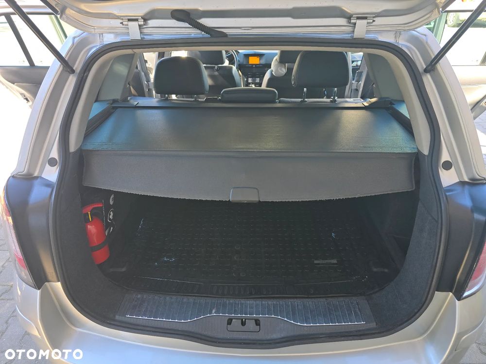 Opel Astra 1.7 CDTI - 27