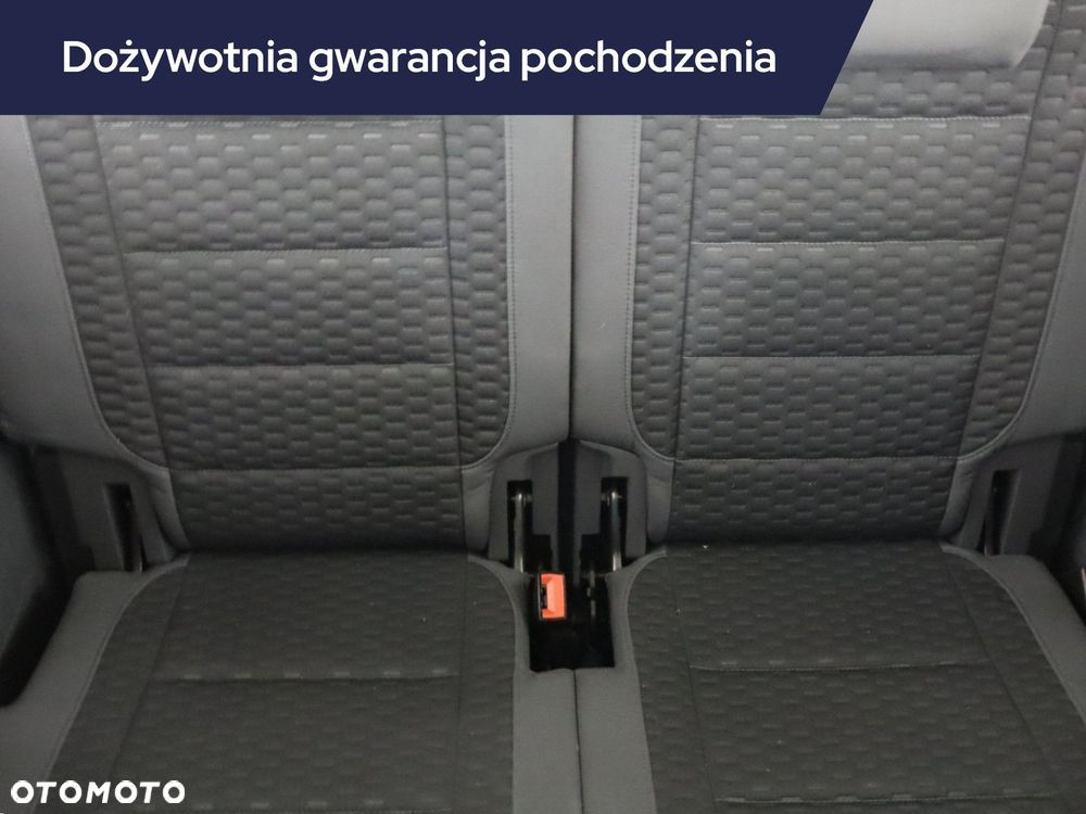 Volkswagen Touran - 21