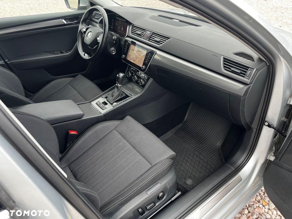 Skoda Superb 2.0 TSI Style DSG - 33
