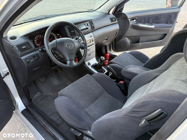 Toyota Corolla - 9