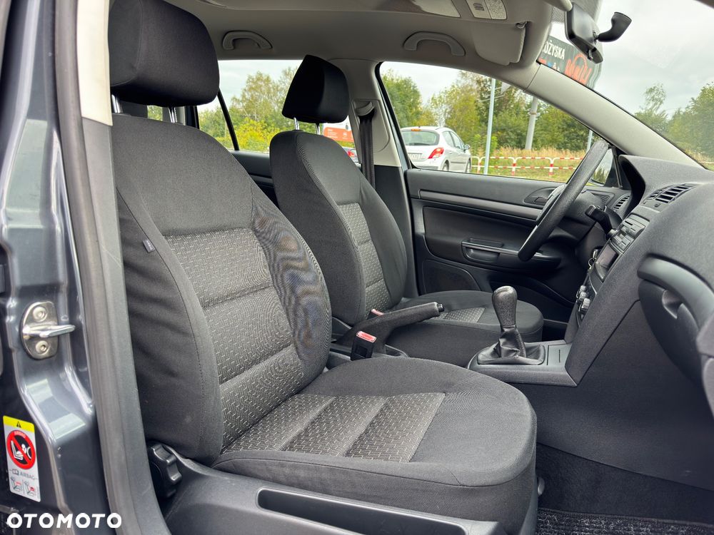 Skoda Octavia - 25