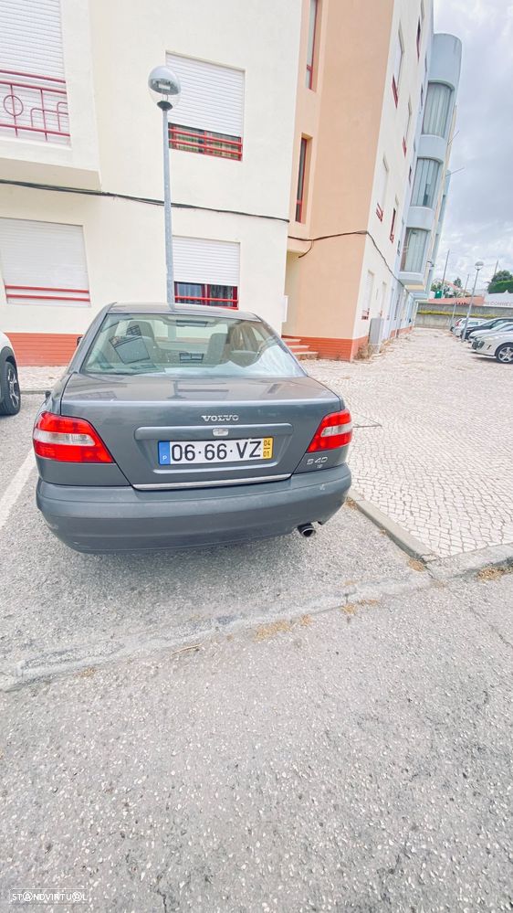 Volvo S40 1.6 - 3