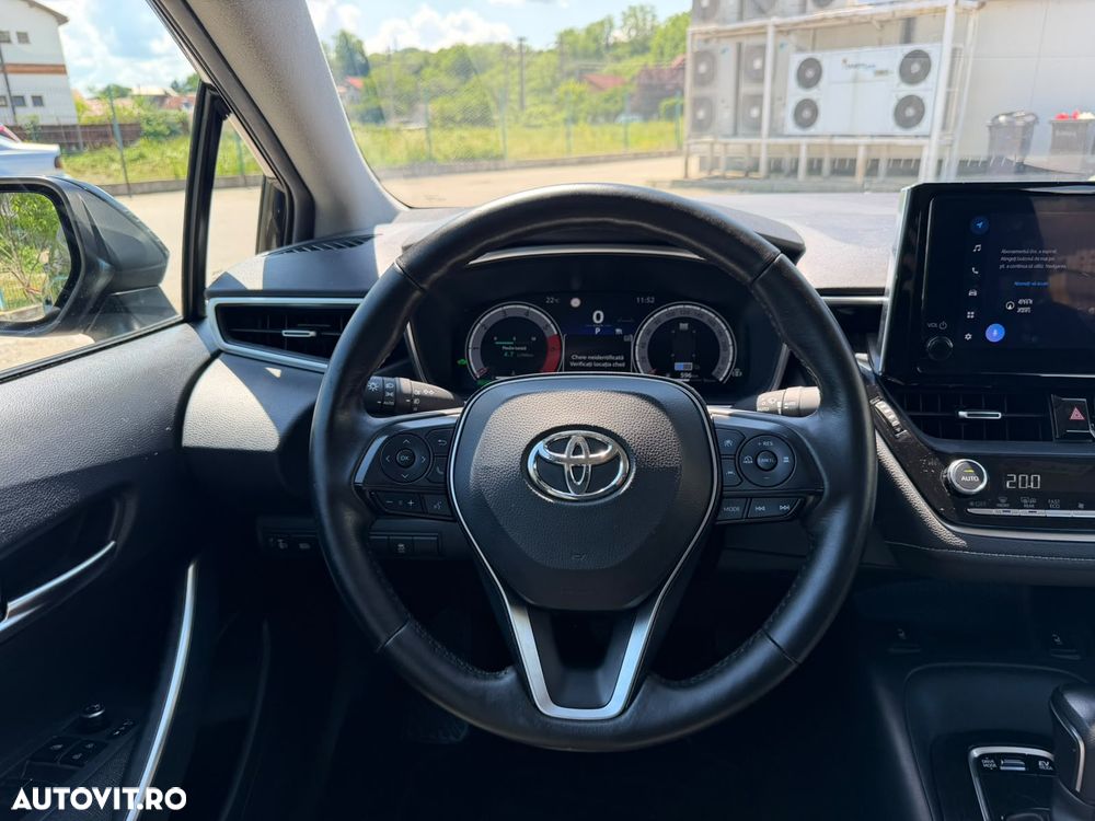 Toyota Corolla 1.8 HSD Business - 4