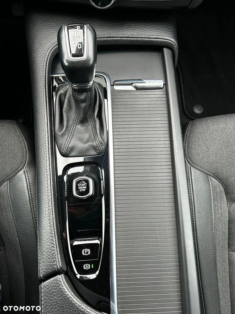 Volvo S90 D3 Momentum - 22