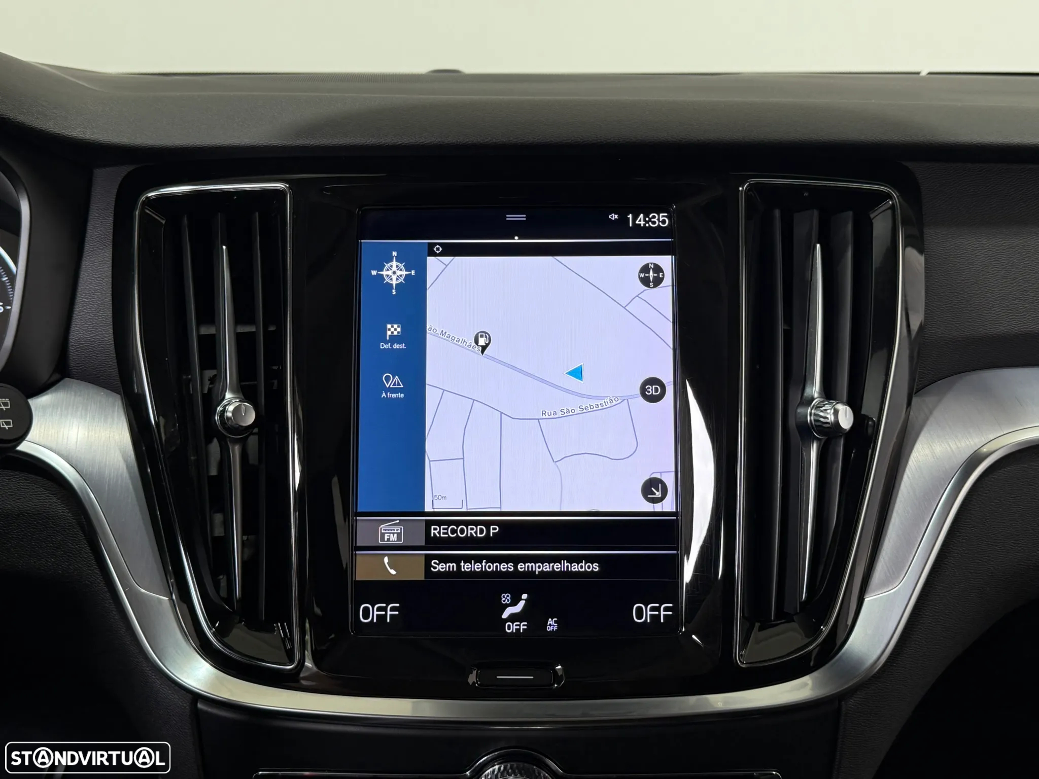 Volvo V60 2.0 B4 Momentum Geartronic - 26