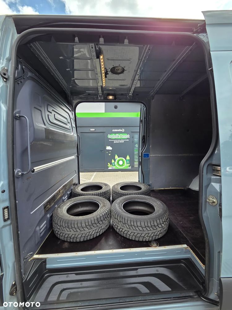 Mercedes-Benz Sprinter - 8