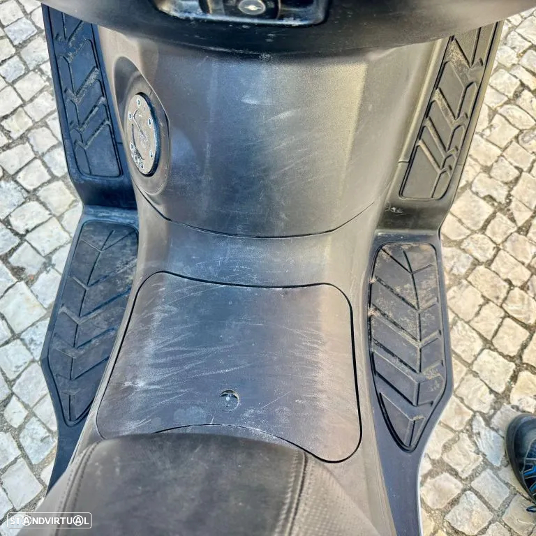 Sym GTS 125 - 11