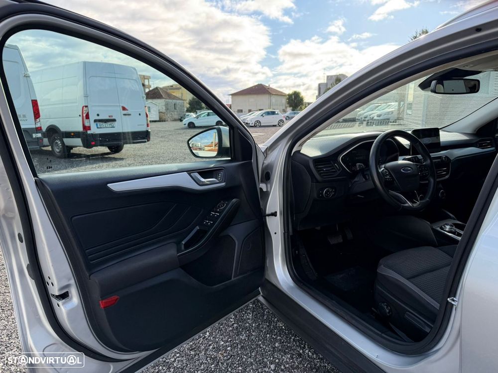 Ford Focus SW 1.5 TDCi EcoBlue Connected Aut. - 14