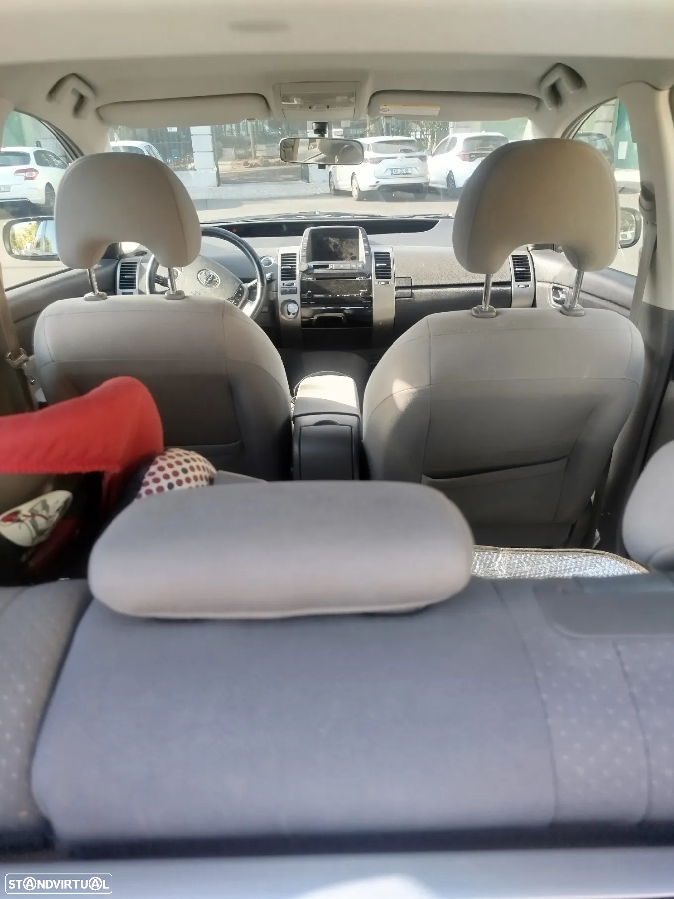 Toyota Prius - 5