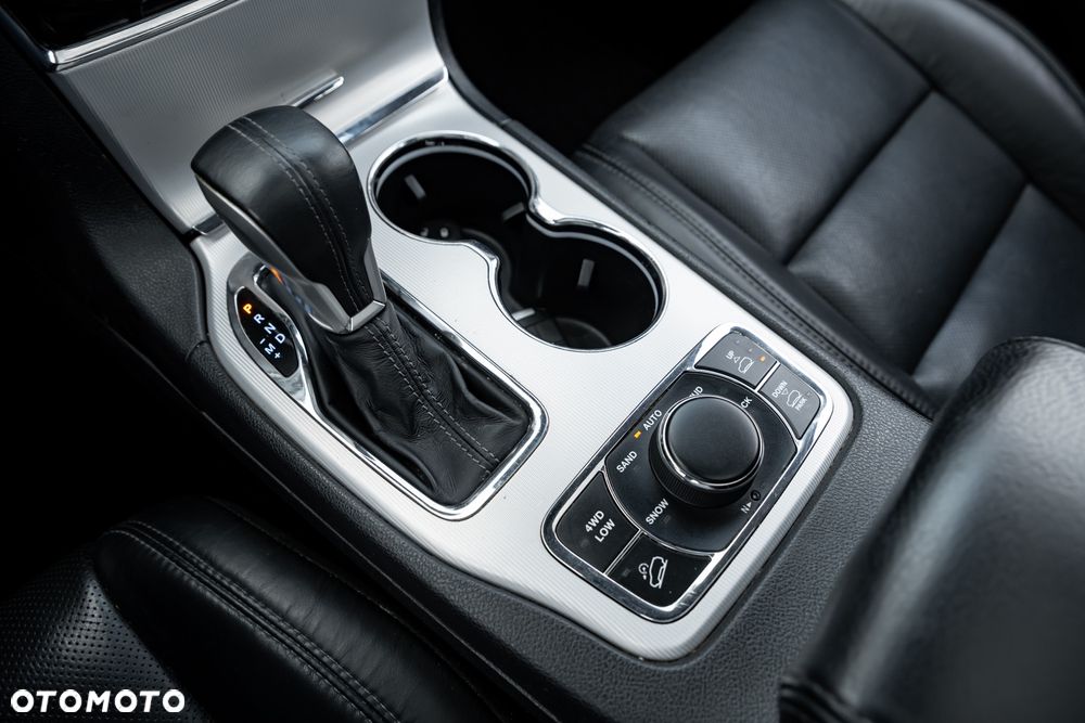 Jeep Grand Cherokee 3.0 CRD Summit - 32