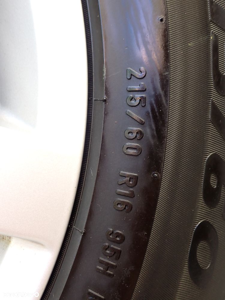 KOŁA FELGI ALUMINIOWE VW PASSAT B8  6,5JX16  ET 41 5X112  3G0601025BJ  Z OPONAMI ZIMA PIRELLI 215/60/16 - 11