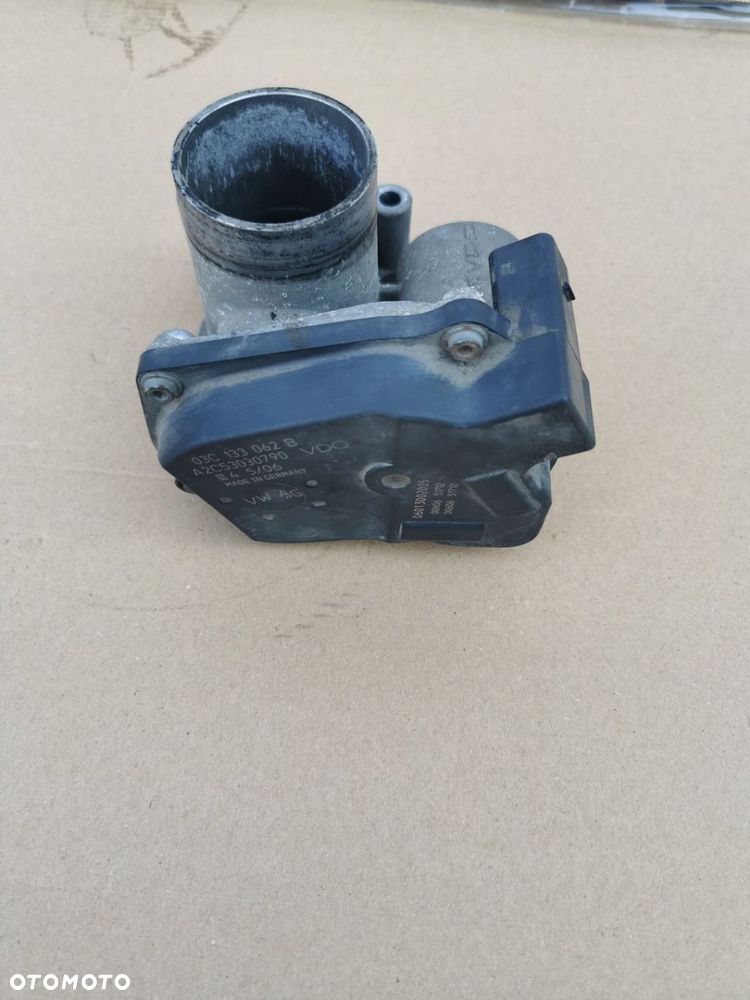 Przepustnica Fabia Ibiza Polo 1.2 1.4 03C133062B - 2