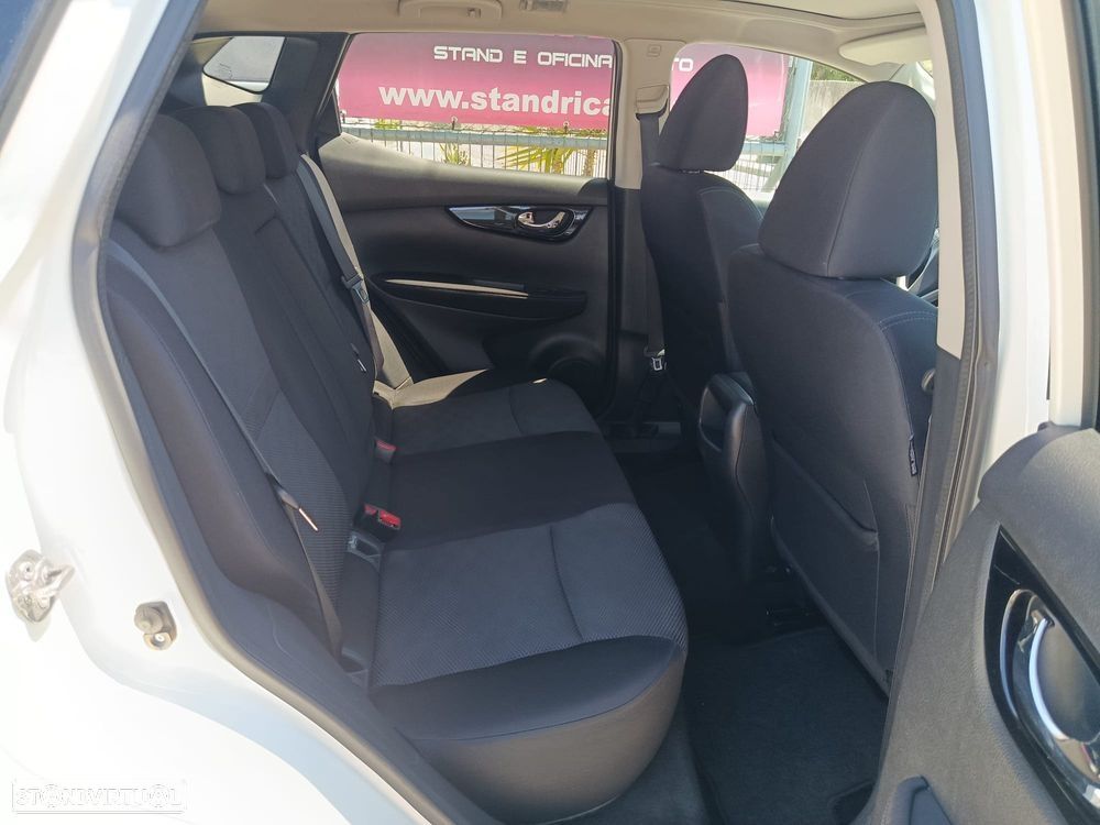 Nissan Qashqai - 10