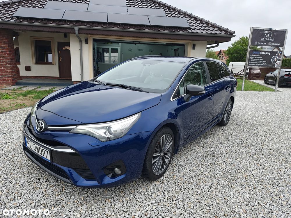 Toyota Avensis 1.8 Selection - 1