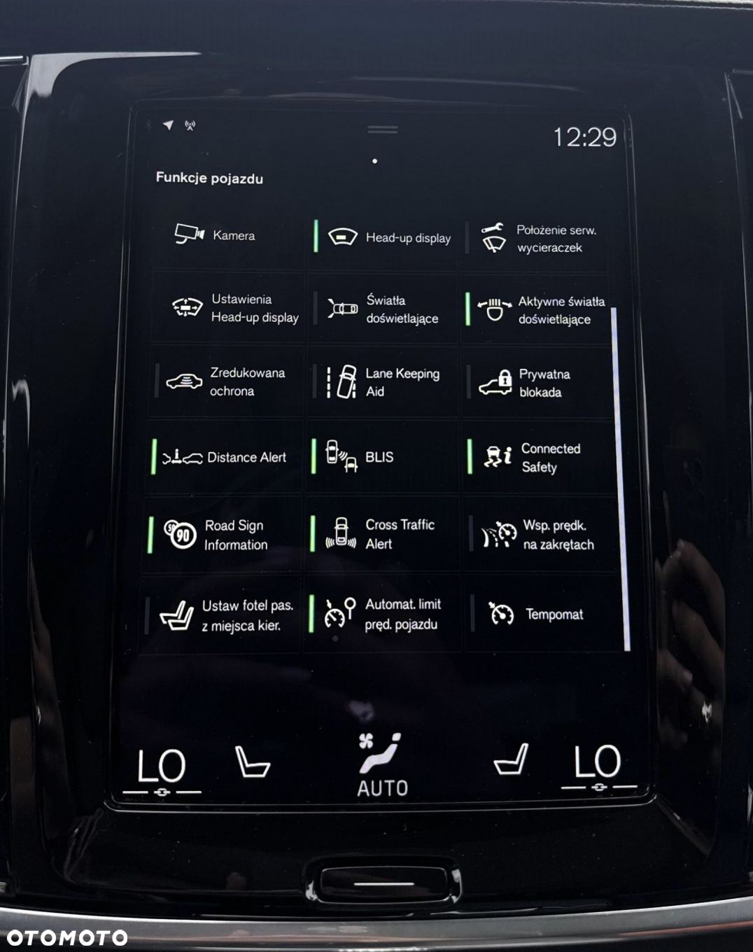 Volvo V90 Cross Country - 19