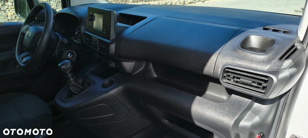 Toyota Proace City Verso Long 1.5 D-4D Business - 24