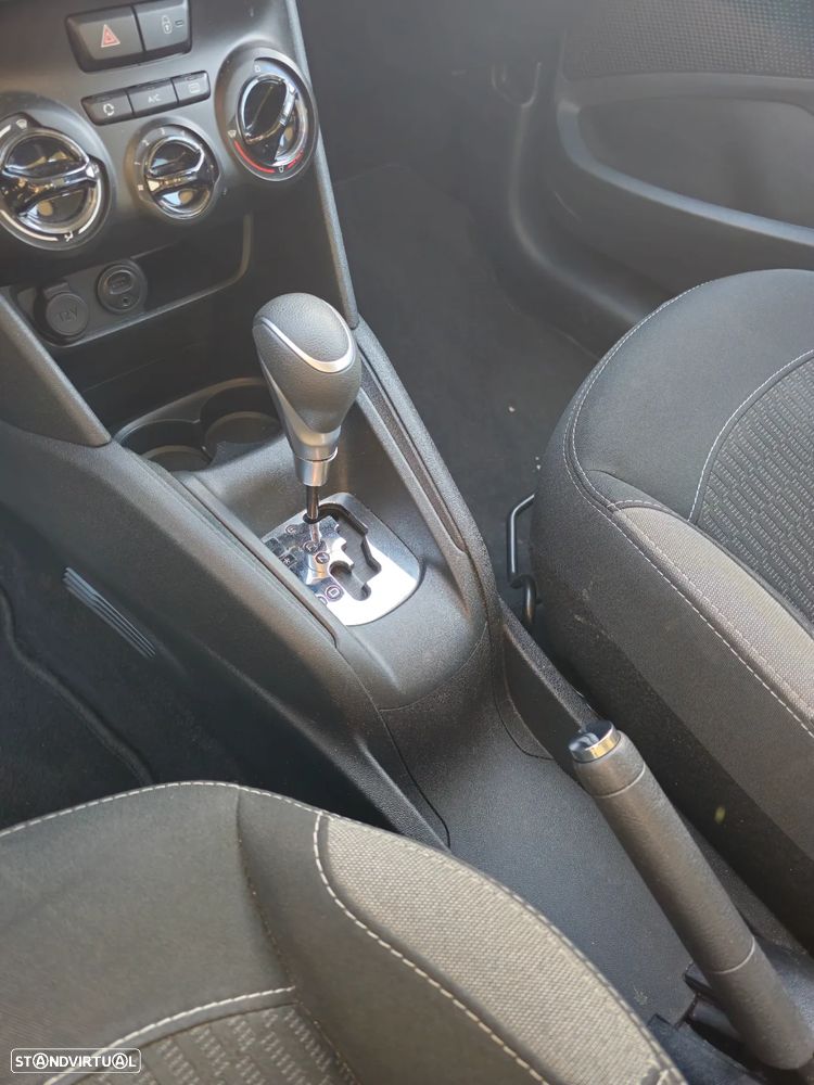 Peugeot 208 PureTech 110 Stop & Start EAT6 Allure - 6