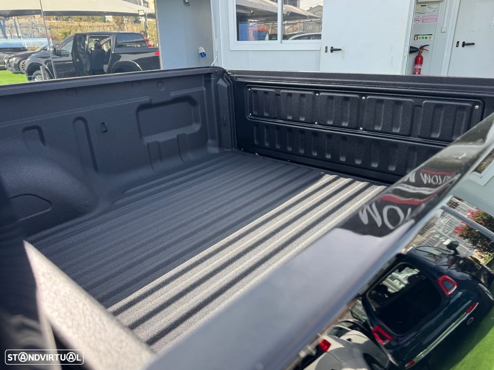 Mitsubishi L200 2.4 DI-D CD Instyle Strakar 4WD - 9