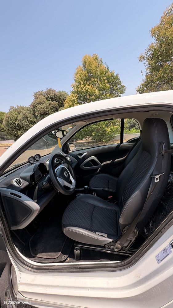 Smart ForTwo Coupé 1.0 mhd Pulse 71 Softouch - 6