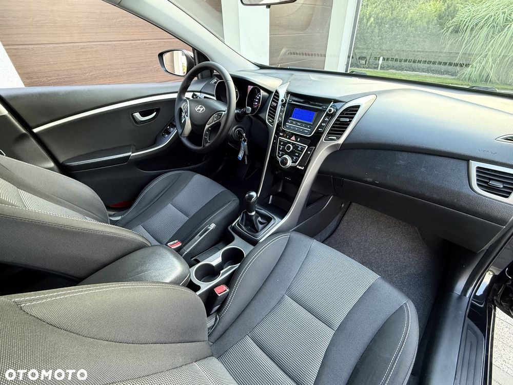 Hyundai i30 i30cw 1.6 Fifa World Cup Edition - 27