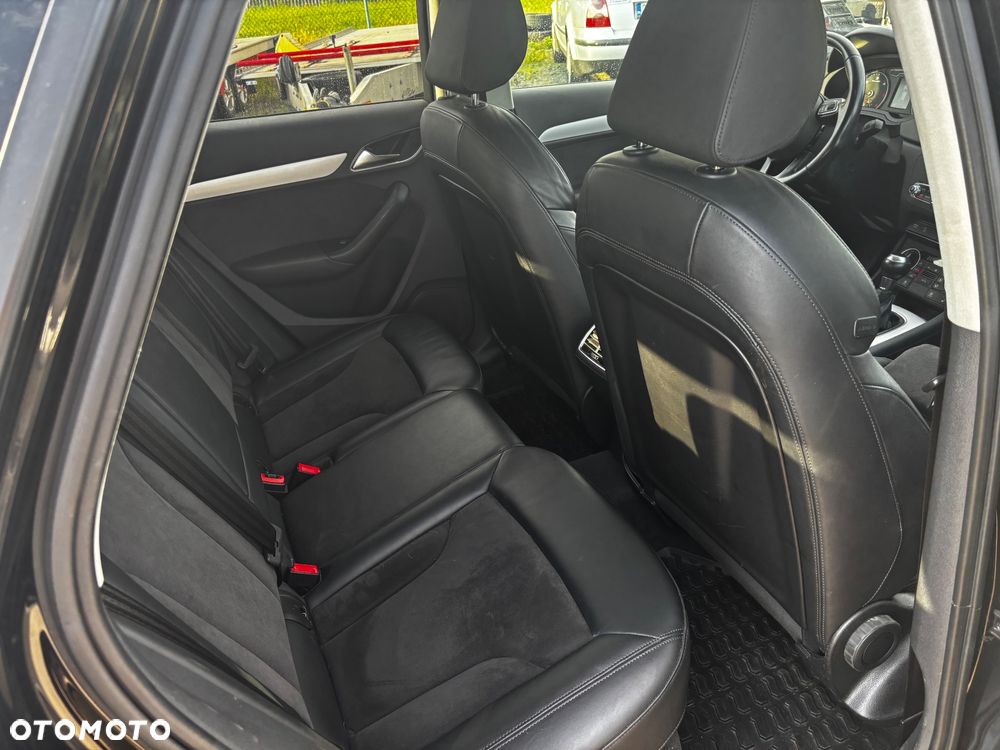 Audi Q3 2.0 TDI Quattro S tronic sport - 23